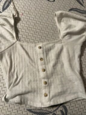 Forever 21 Cream Ribbed Button-Front Crop Top